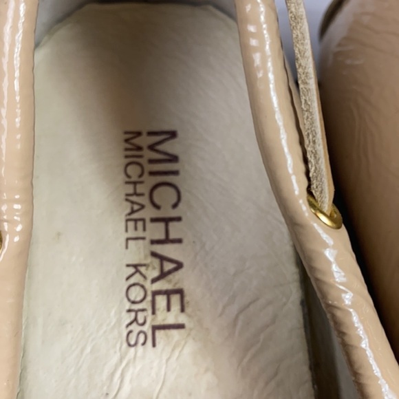 Michael Kors Beige Leather Loafers Sz 7.5 - Picture 4 of 10